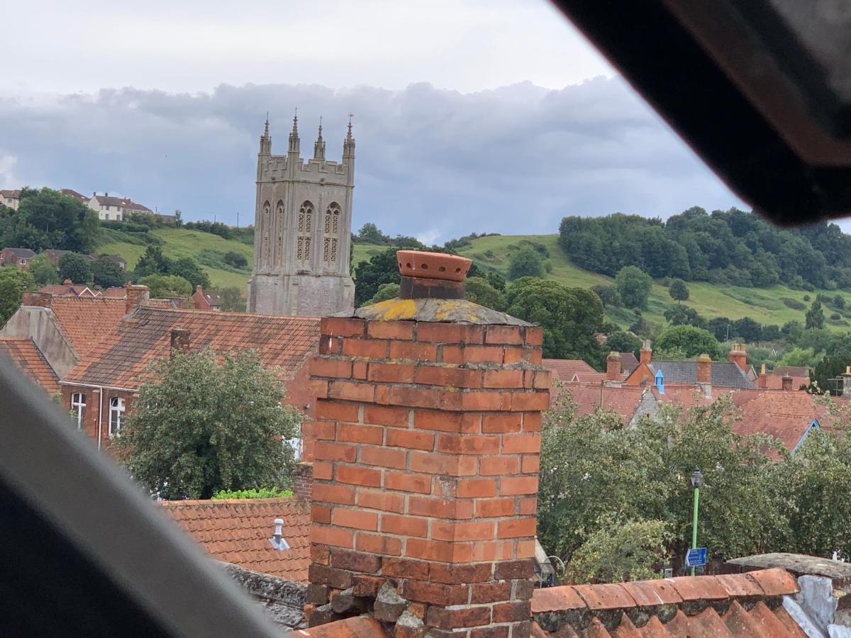Glastonbury Secret Retreat - 1 Bd Split-Level Apt, Sleeps 3 Buitenkant foto